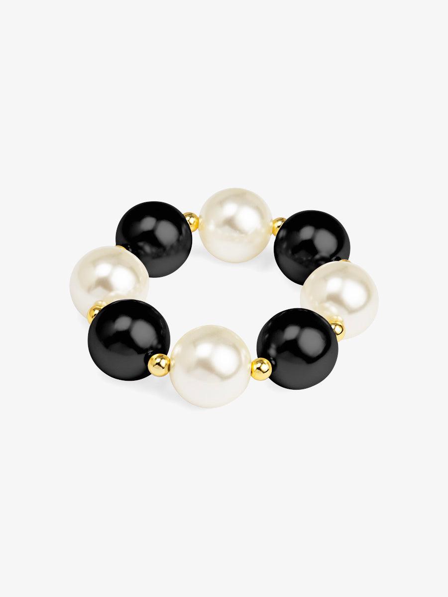 Oversized Pearl Bracelet
