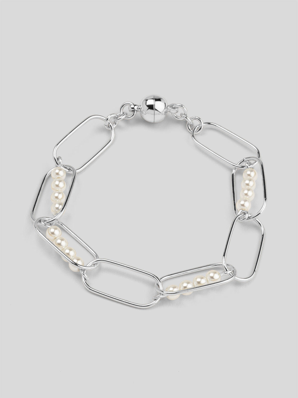 Linear Pearl Chain Magnet Bracelet