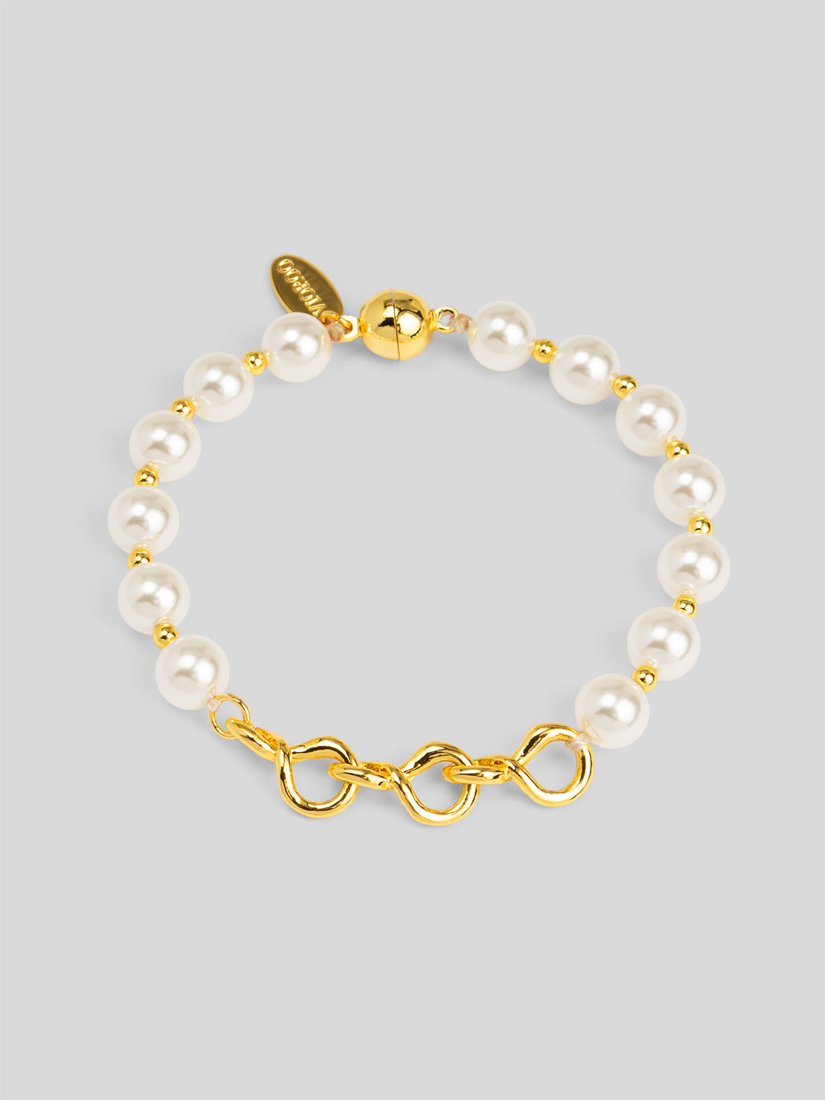 Twisted Link Pearl Magnet Bracelet