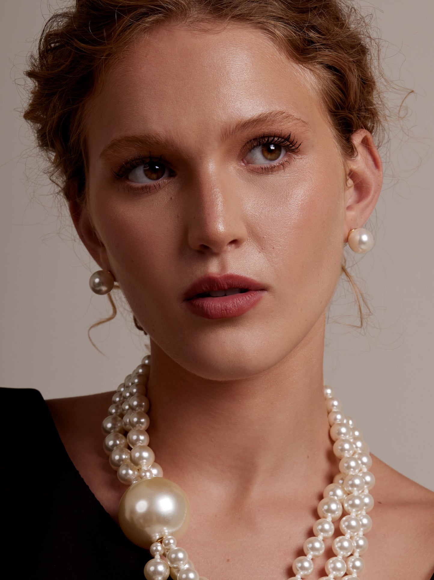 Chunky Pearl Stud Earring