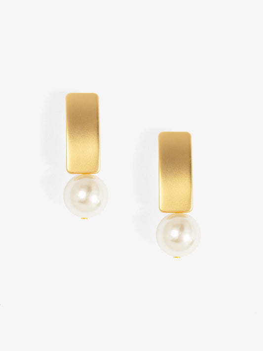 Matte Gold Bar Pearl Drop Earring