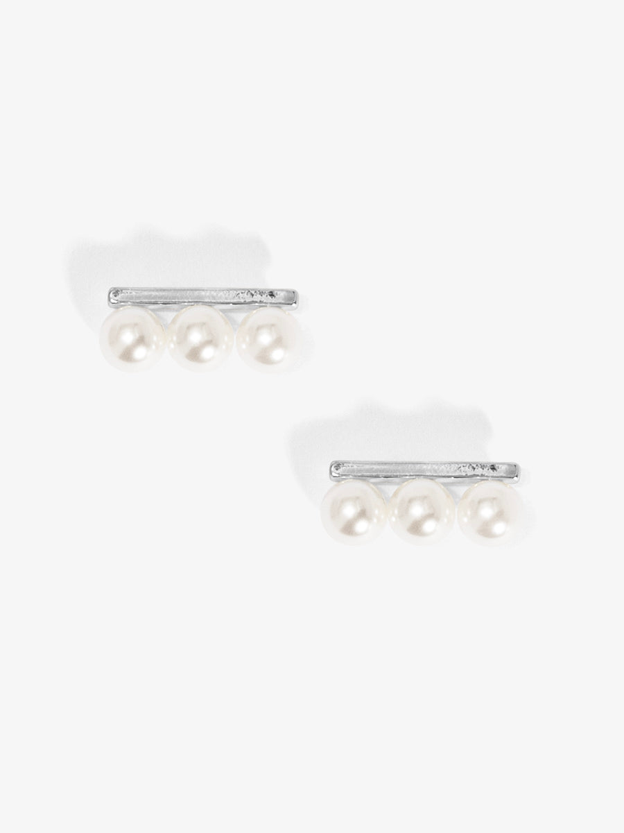 Pearl Bar Stud Earring