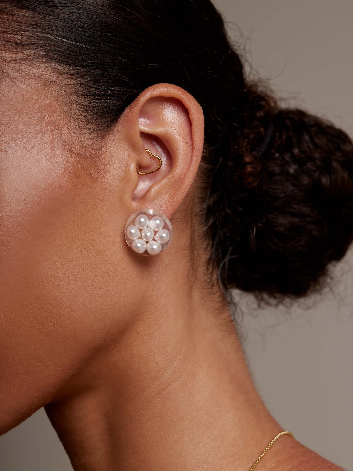 Clear Lucite Pearl Stud Earring