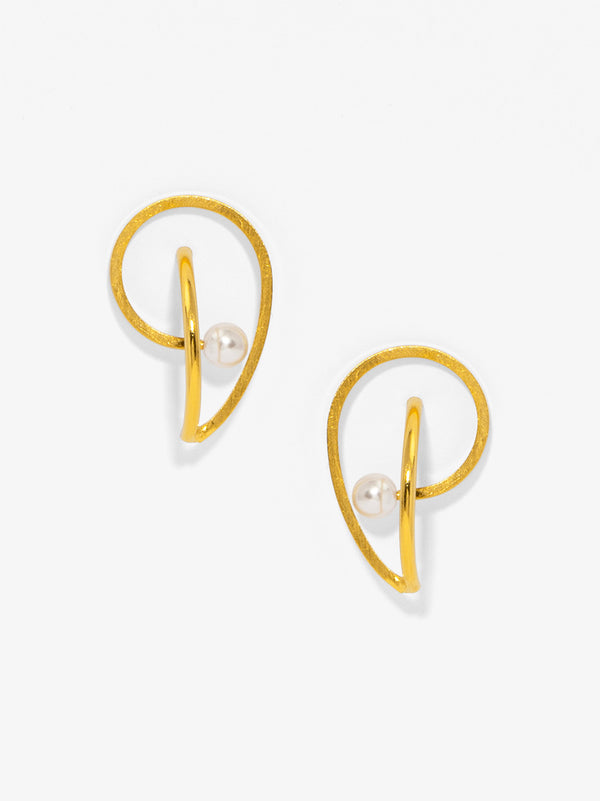 Geonetric Ear Pearl Drop Earring