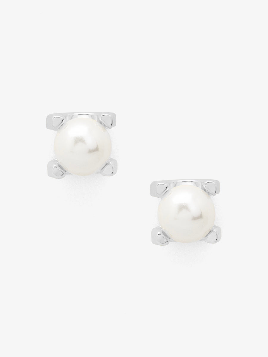 Pearl Stud Earring with Setting