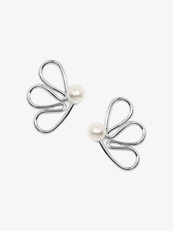 Petal Pearl Stud Earring