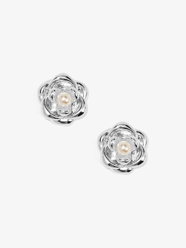Camellia Pearl Stud Earring