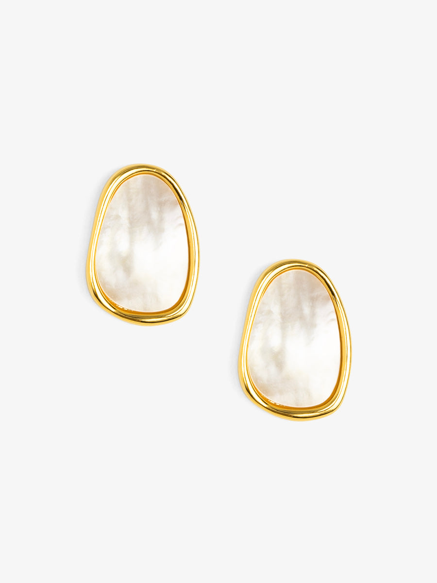 Sea Light Pebble Mother Of Pearl Stud
