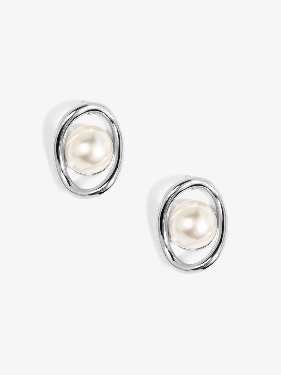 Twisted Orbit Pearl Stud Earring