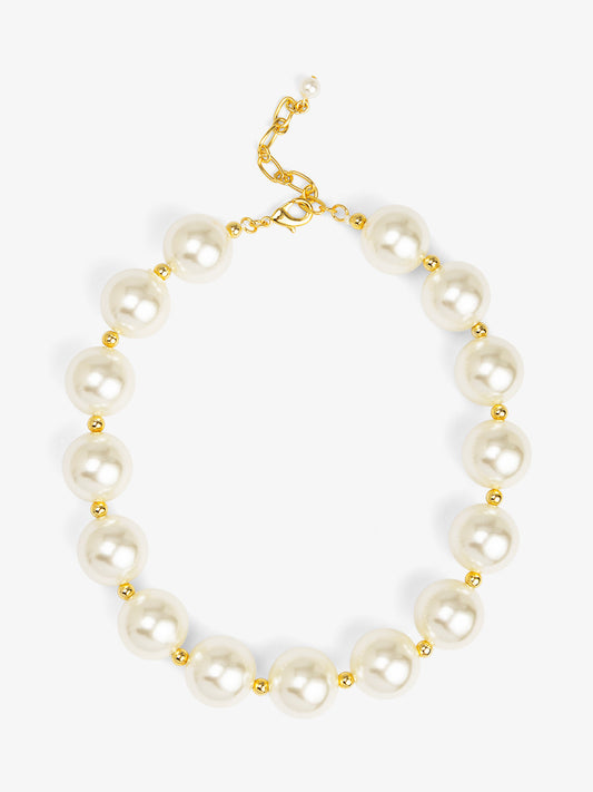 Oversized Pearl Collar Necklace