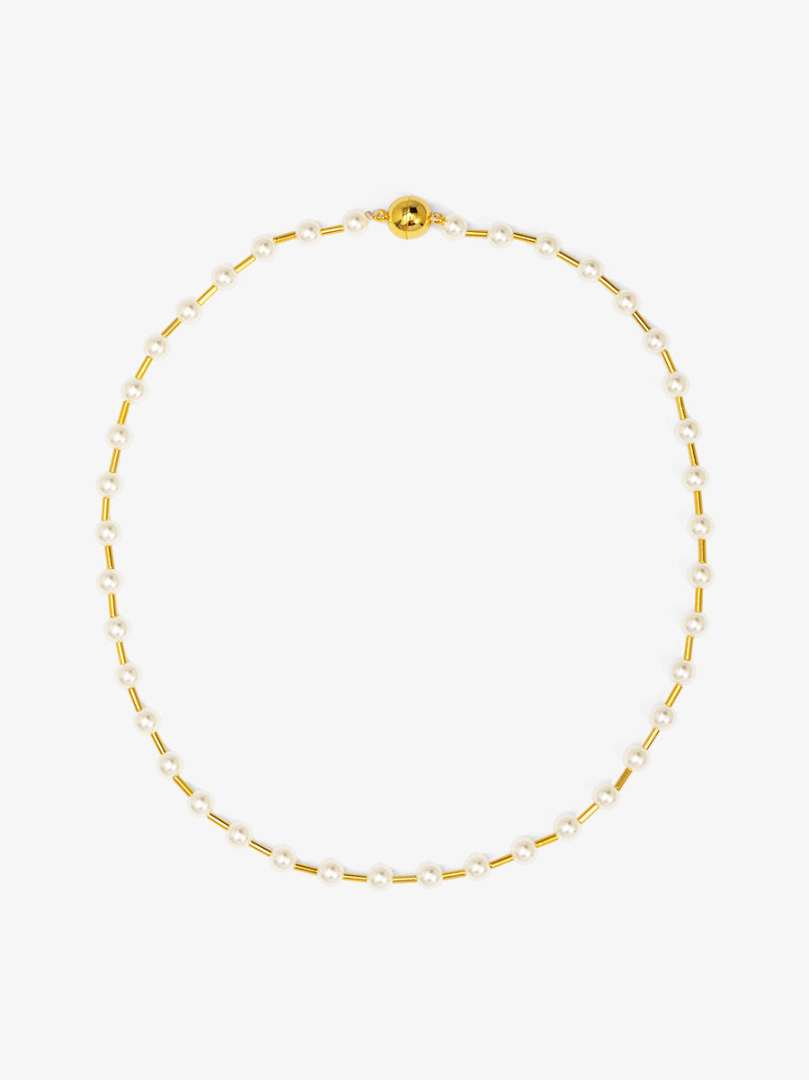 Small Pearl Beaded Magnet Short Necklace