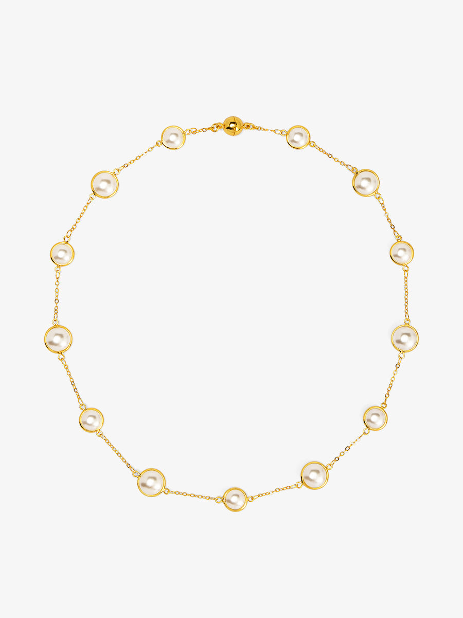 Half Pearl and Chain Magnet Short Necklace