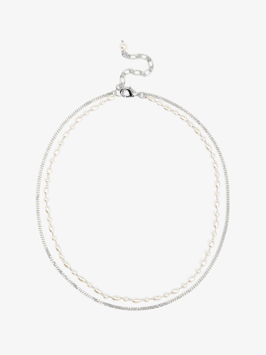Chain and Pearl Layered Short Necklace