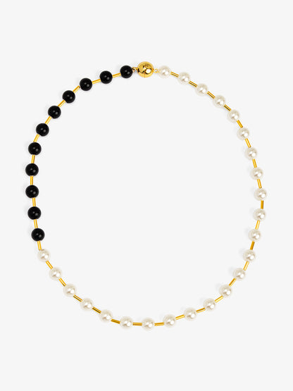 Black and White Pearl Beaded Magnetic Necklace