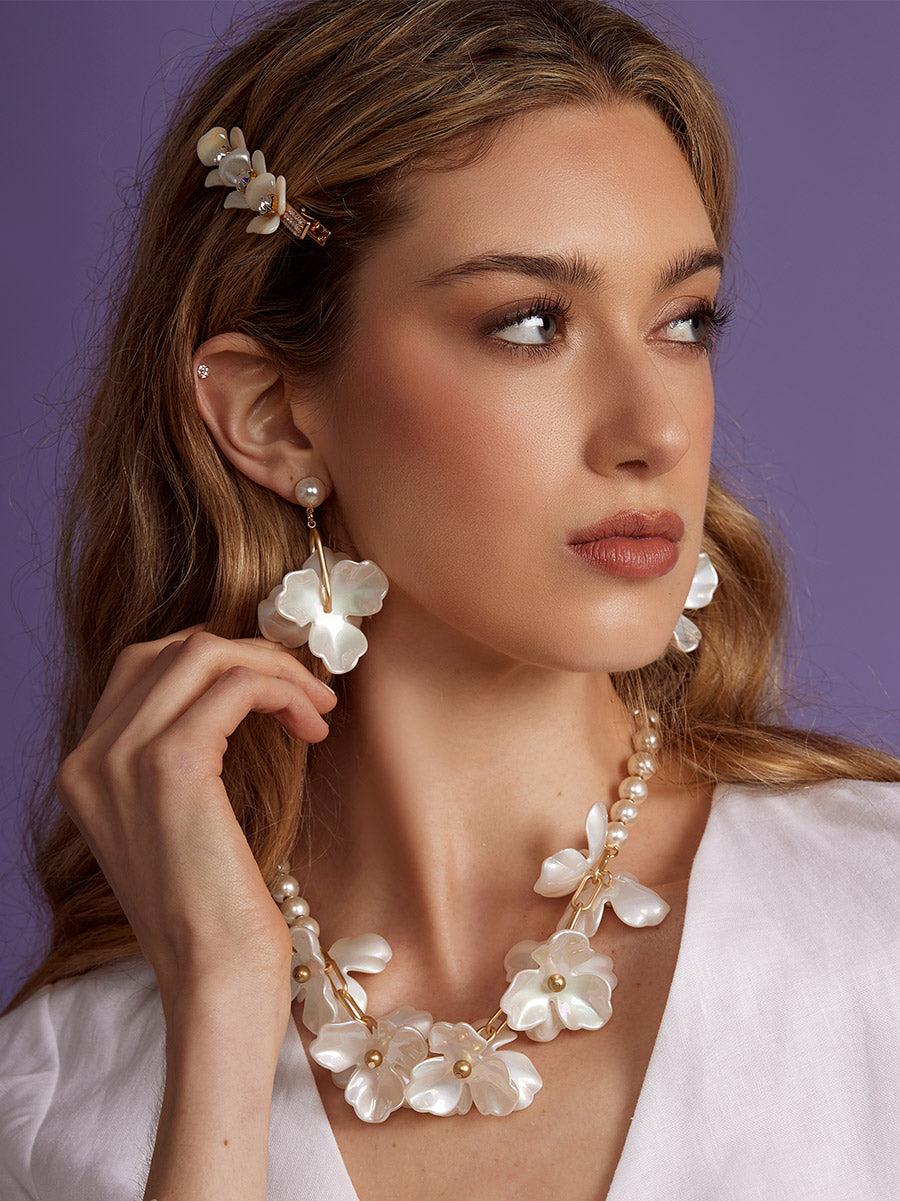 Bloomlight Pearl Strand Necklace