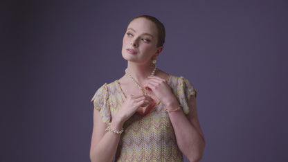 Linear Pearl Chain Magnet Bracelet